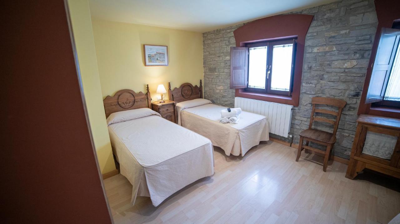 Hotel Rural Los Cerezos De Янгуас Экстерьер фото