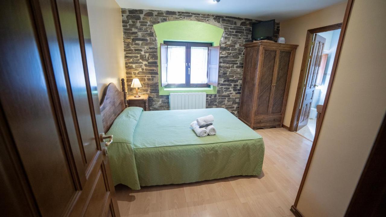 Hotel Rural Los Cerezos De Янгуас Экстерьер фото