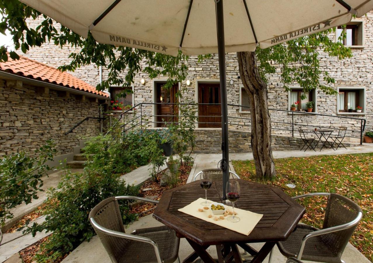 Hotel Rural Los Cerezos De Янгуас Экстерьер фото