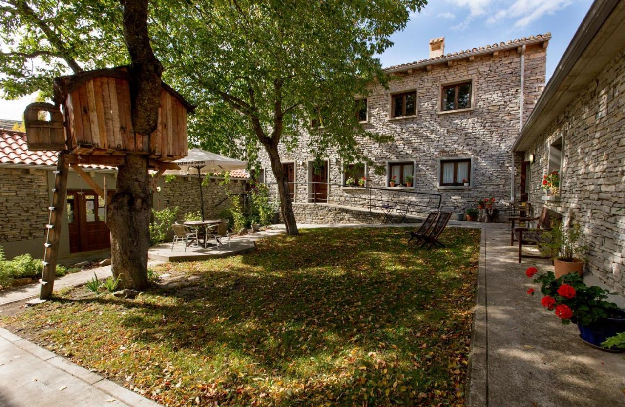 Hotel Rural Los Cerezos De Янгуас Экстерьер фото