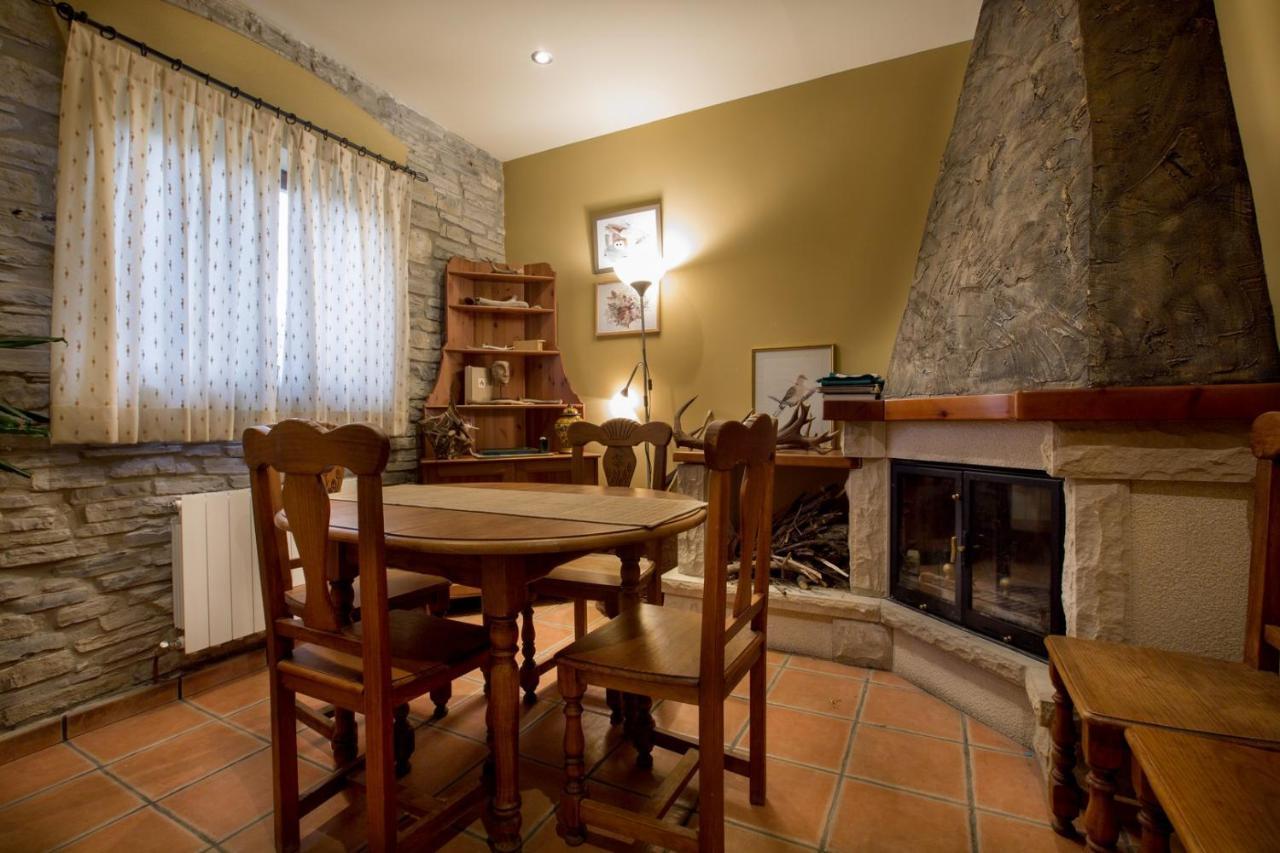 Hotel Rural Los Cerezos De Янгуас Экстерьер фото