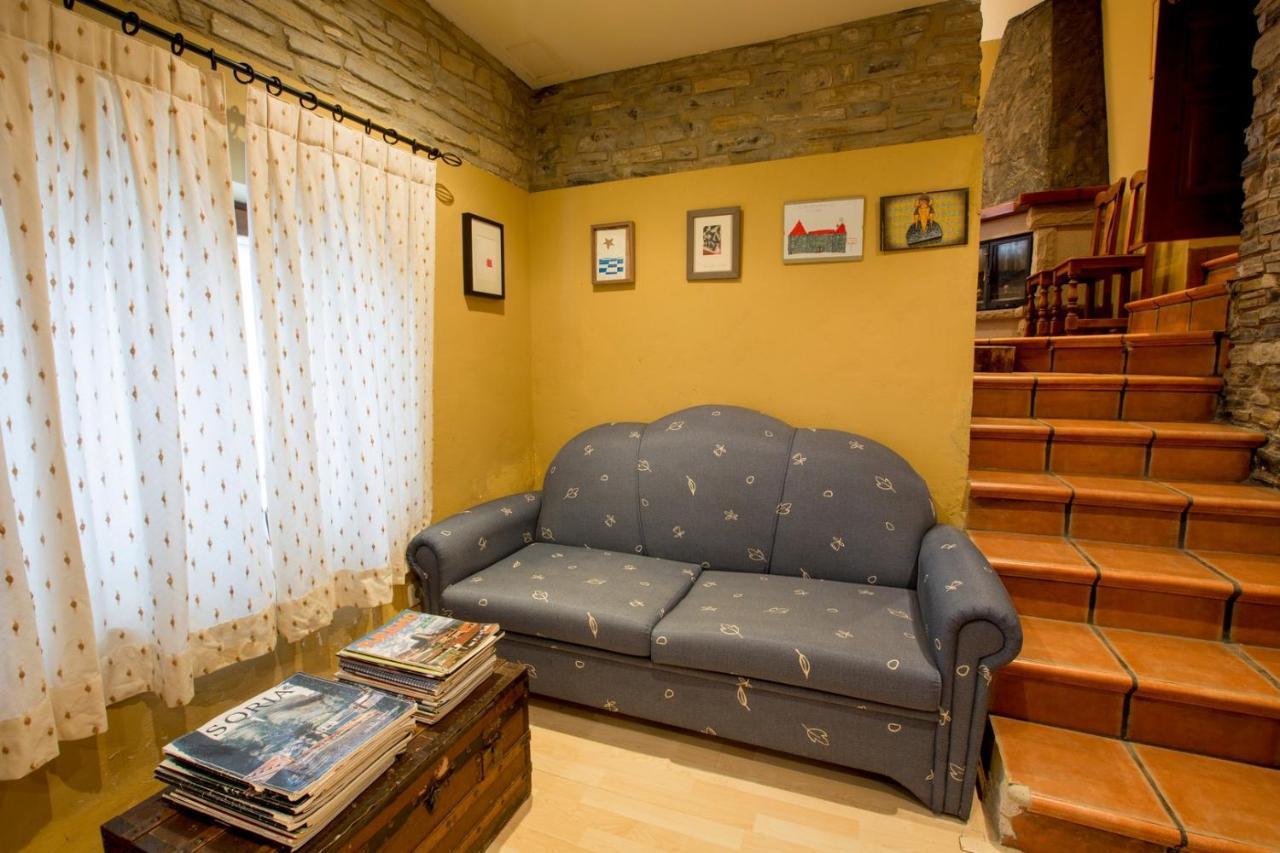 Hotel Rural Los Cerezos De Янгуас Экстерьер фото