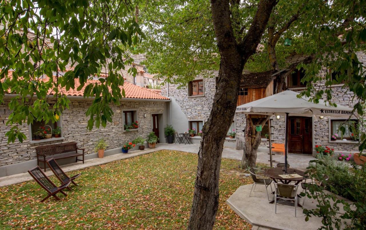 Hotel Rural Los Cerezos De Янгуас Экстерьер фото